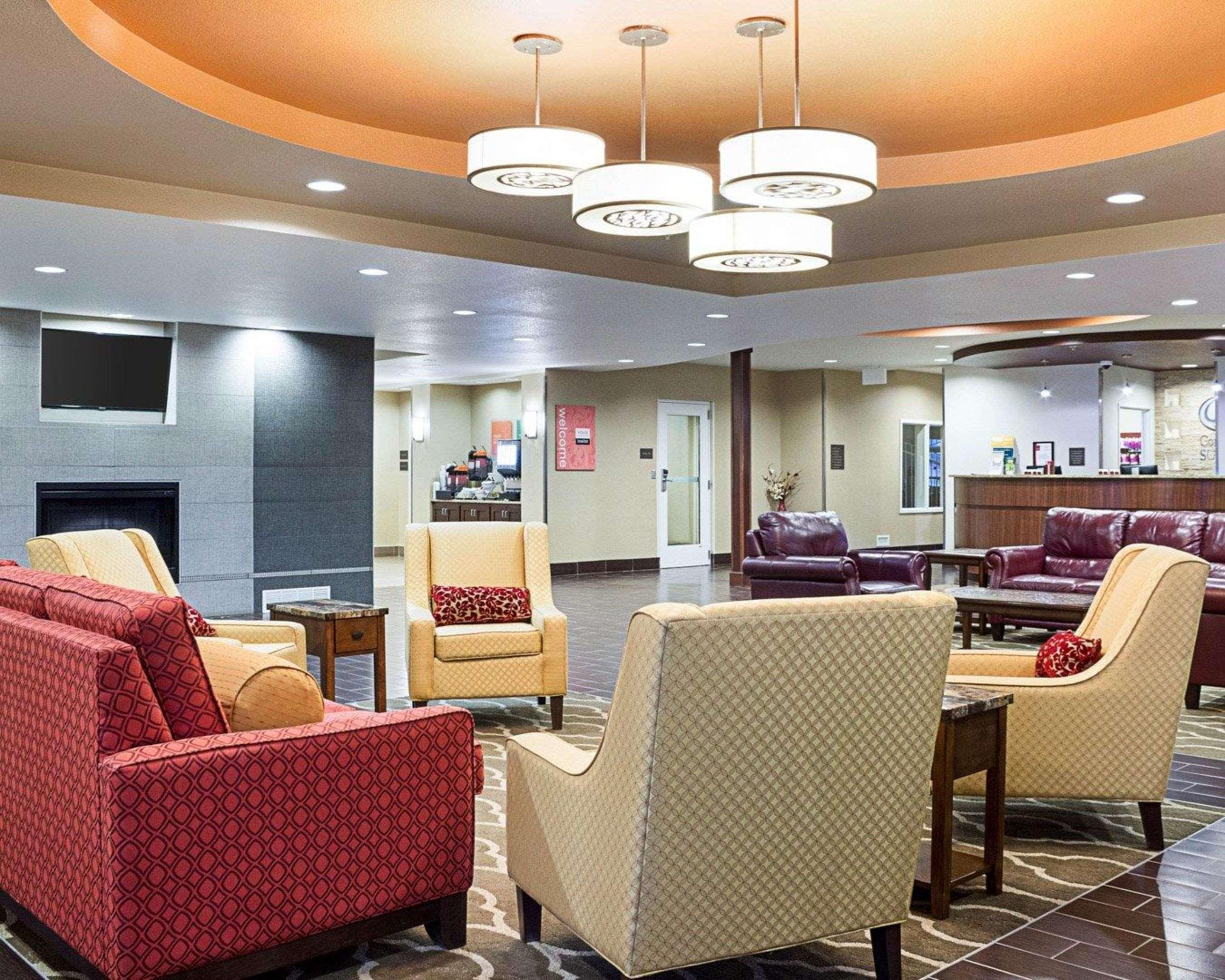 Comfort Suites Minot Eksteriør bilde