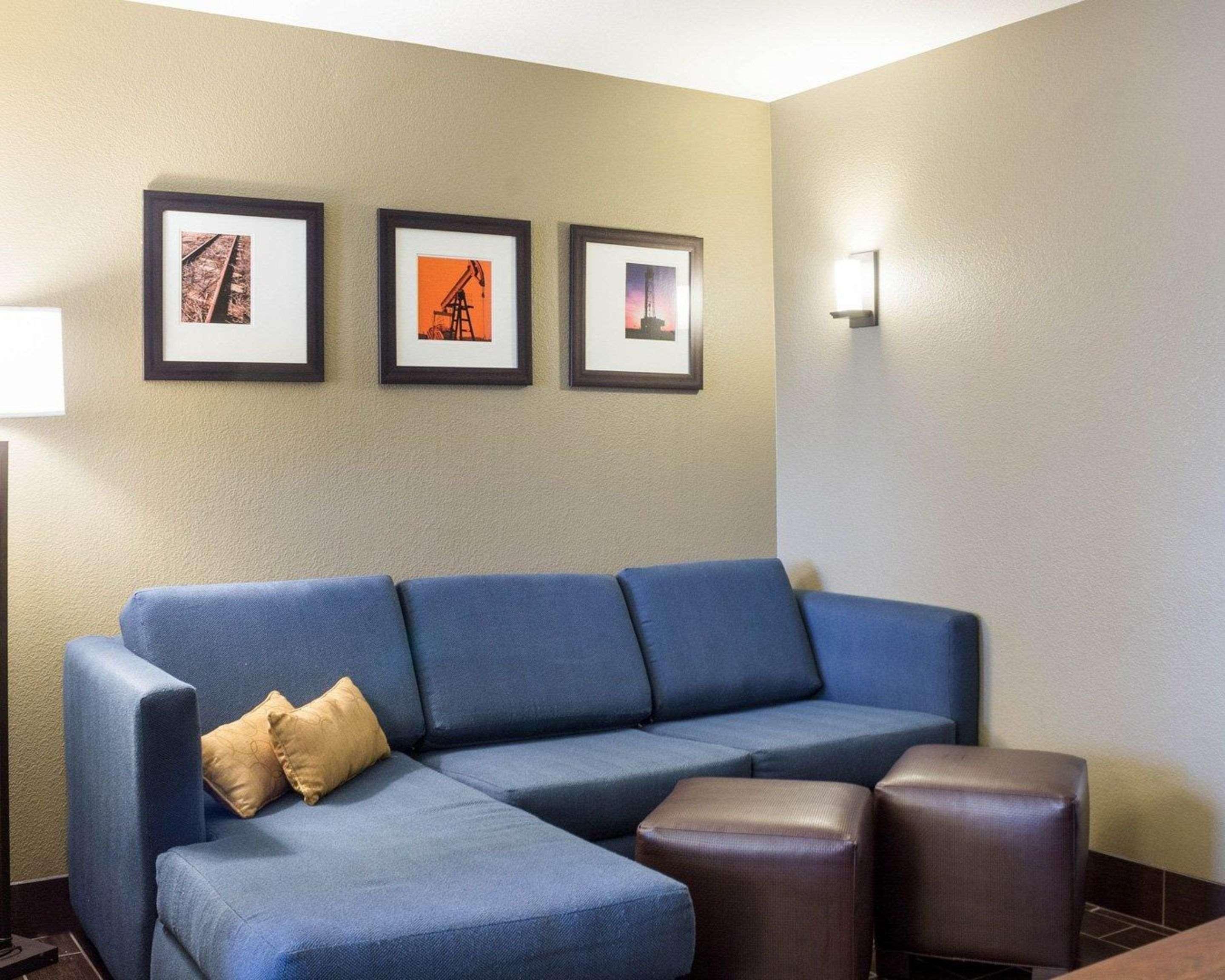 Comfort Suites Minot Eksteriør bilde