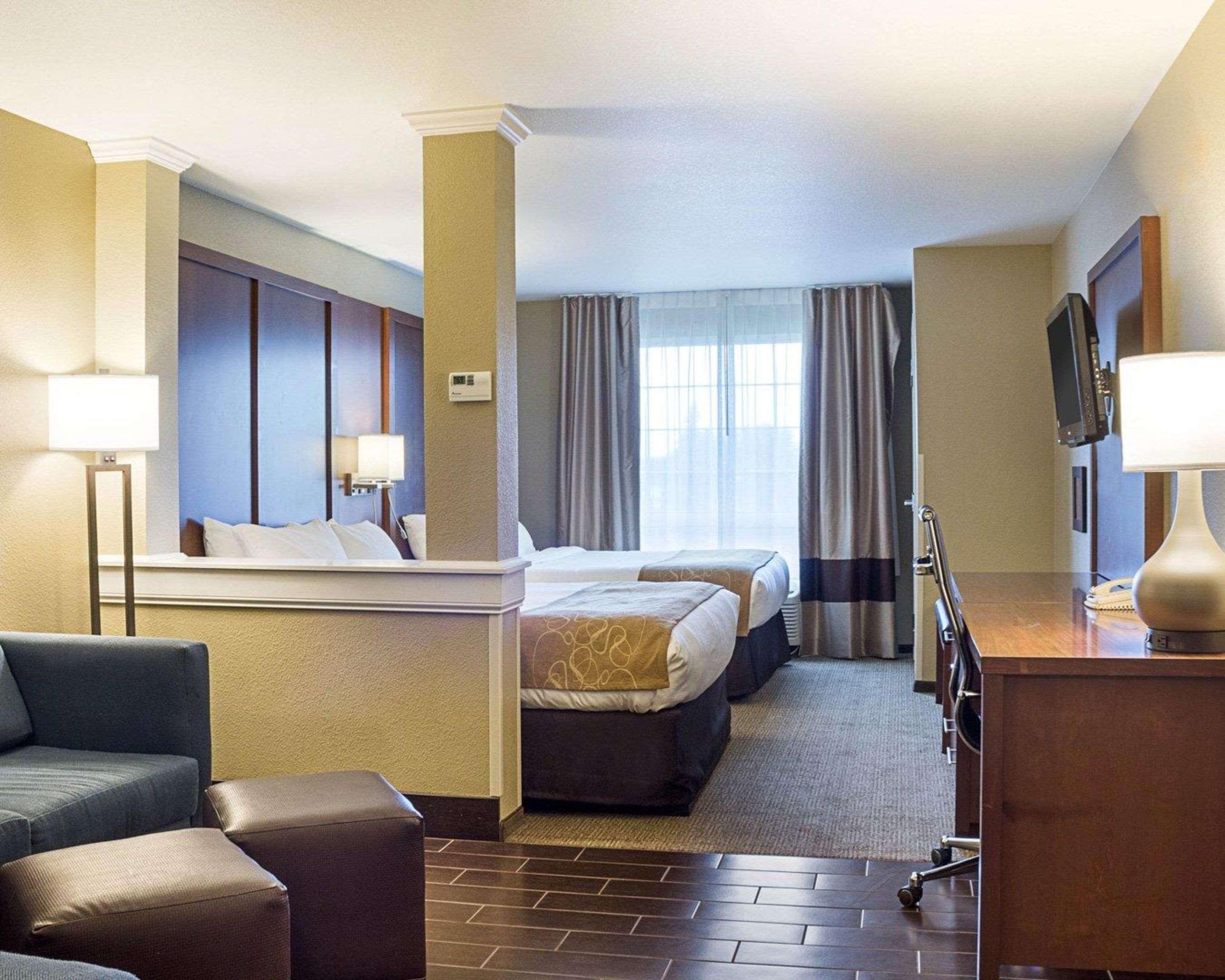 Comfort Suites Minot Eksteriør bilde