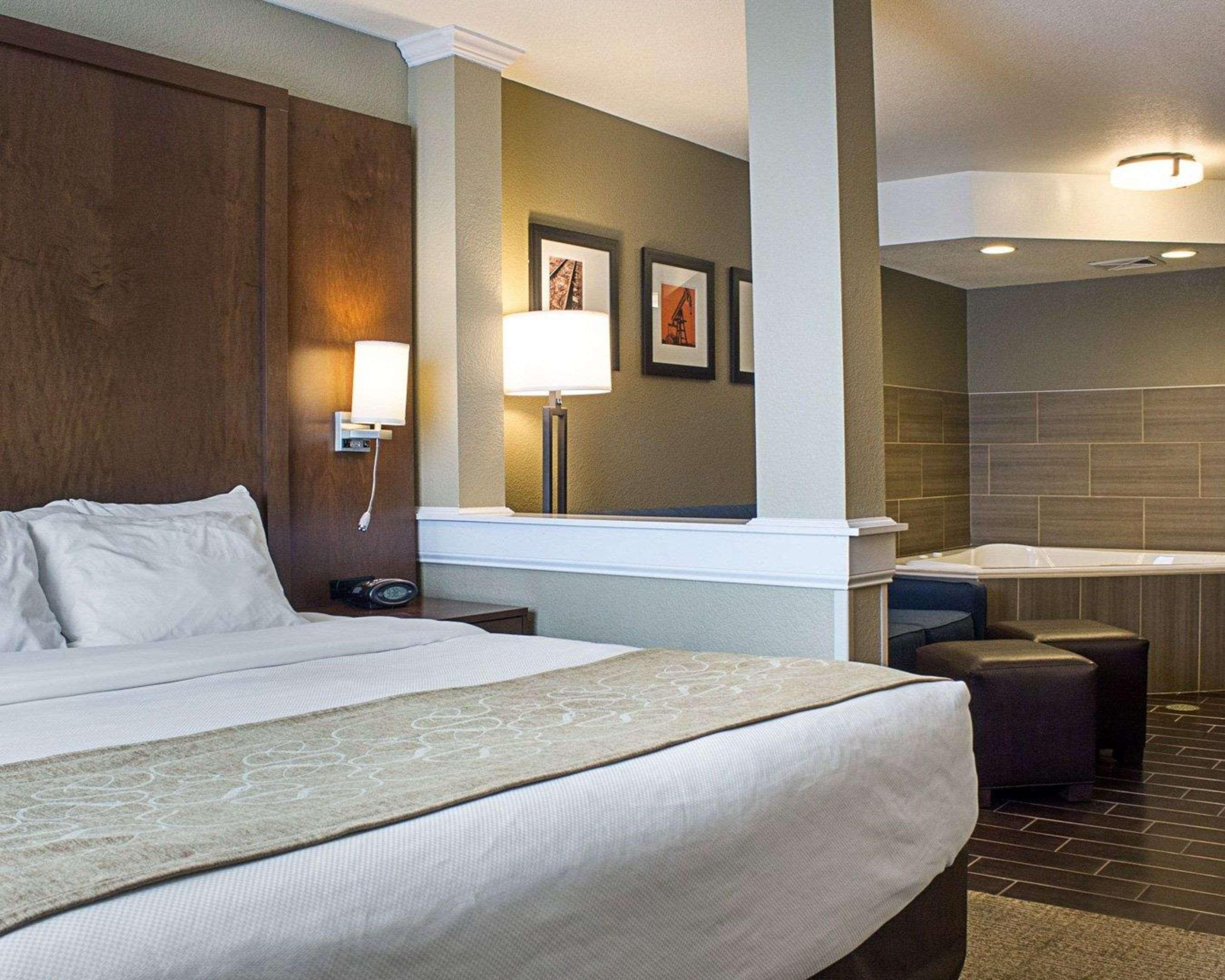 Comfort Suites Minot Eksteriør bilde
