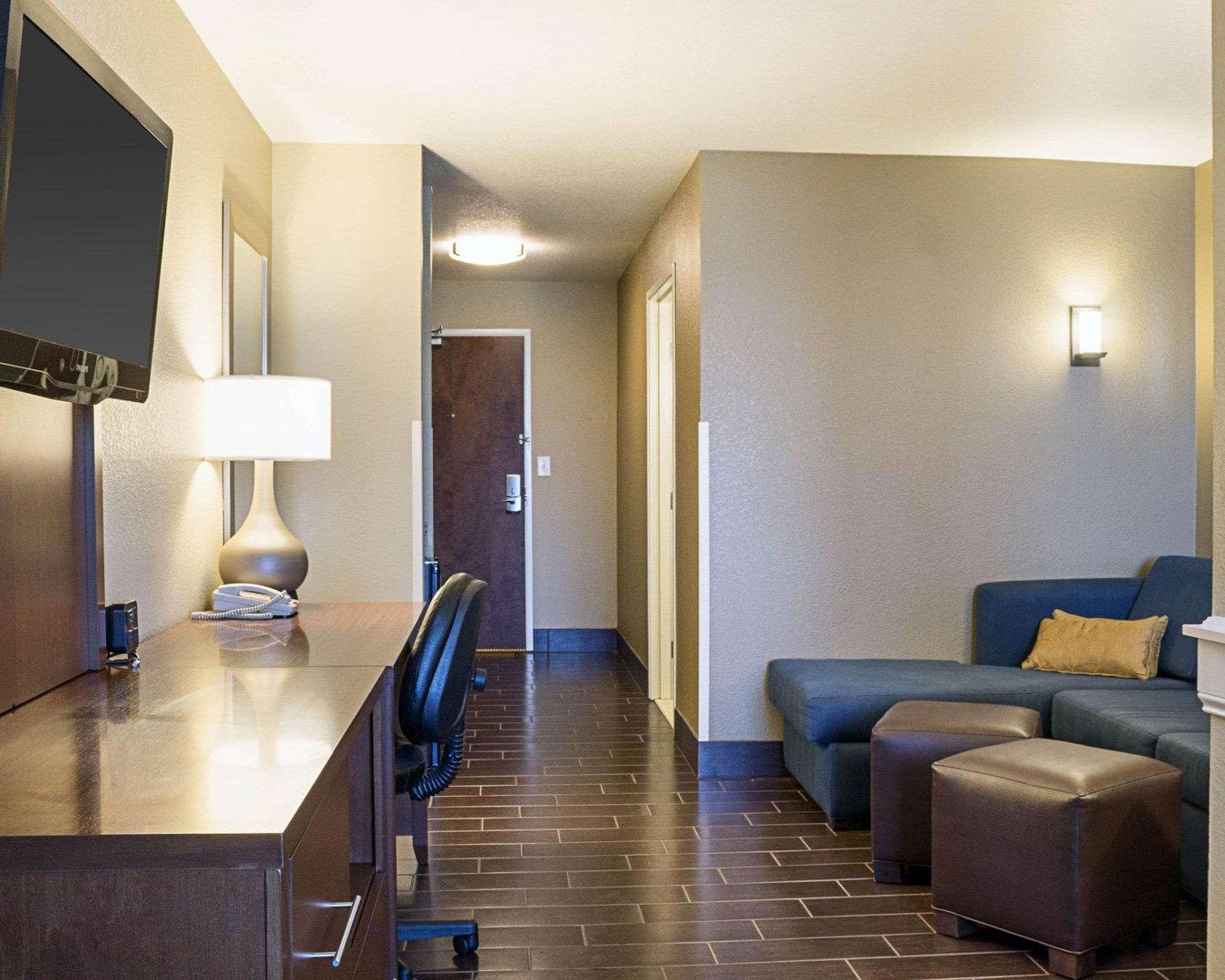 Comfort Suites Minot Eksteriør bilde