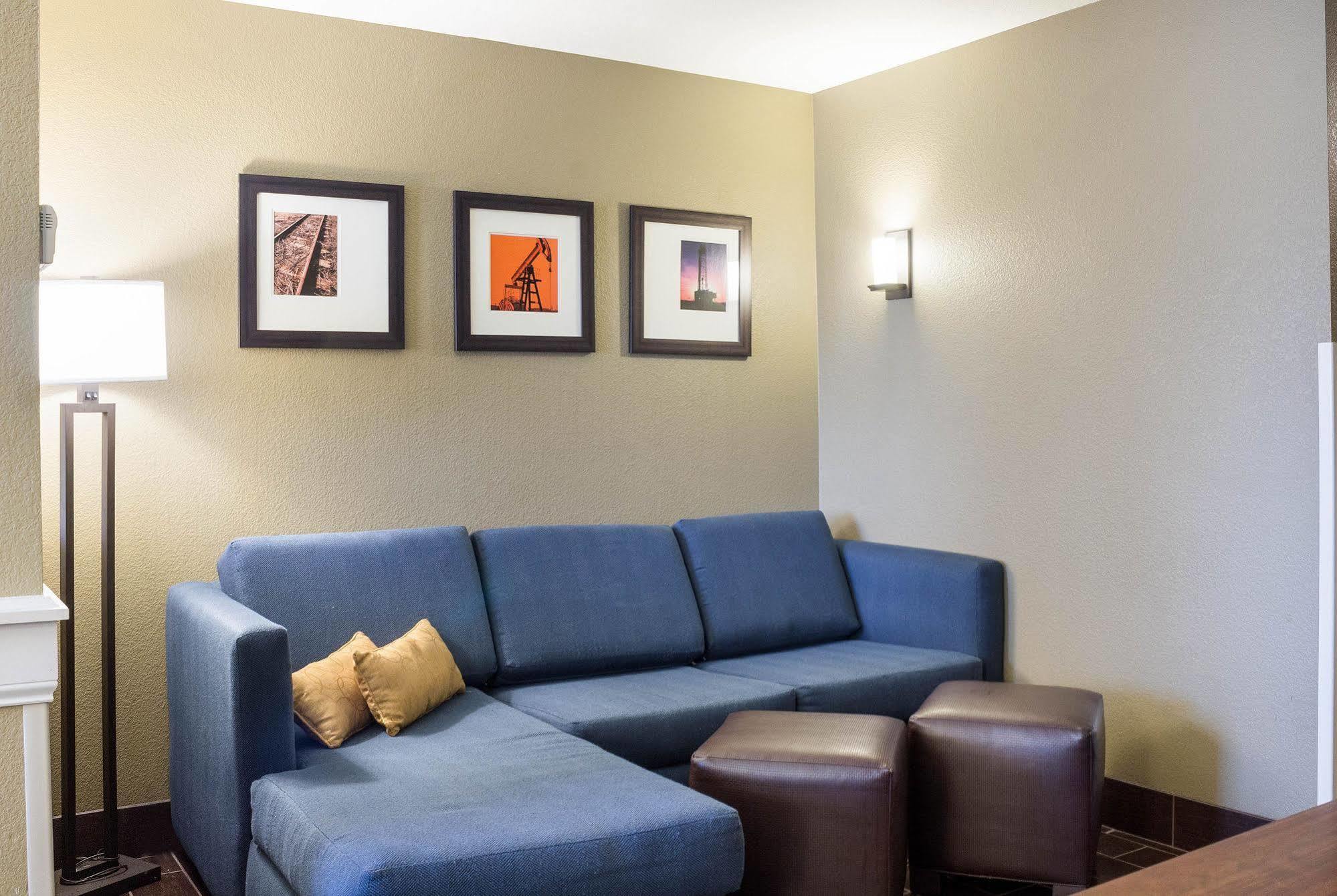 Comfort Suites Minot Eksteriør bilde
