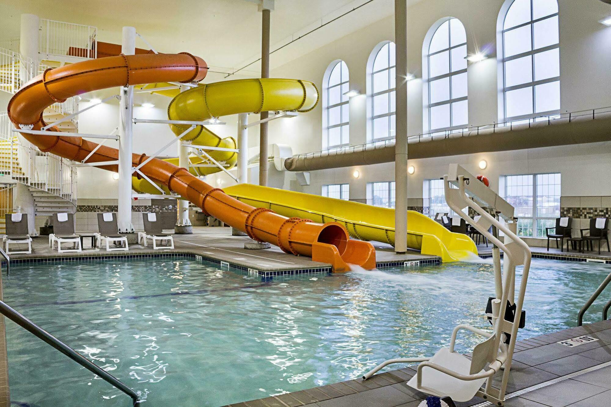 Comfort Suites Minot Eksteriør bilde